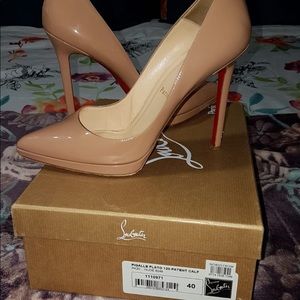 Christian Louboutin Pigalle Plato 120mm
